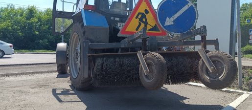 Щетка дорожная Услуги дорожной щетки на базе МТЗ взять в аренду, заказать, цены, услуги - Нефтеюганск