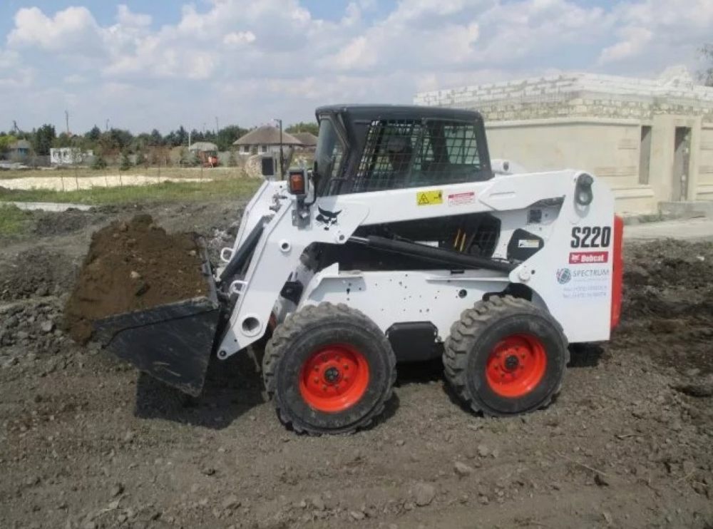 Фронтальный погрузчик Bobcat S220 взять в аренду, заказать, цены, услуги - Сургут