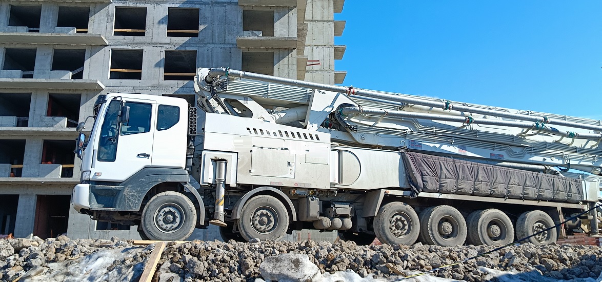 Услуги и заказ бетононасосов для заливки бетона в Нягани